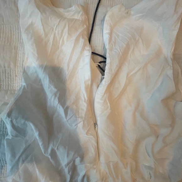 J By J.O.A. Embroidered Navy/White Romper LARGE - Picture 7 of 8